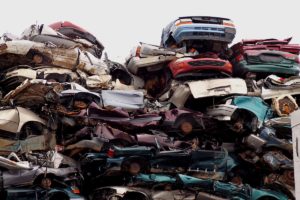 Read more about the article Turning Trash into Treasure: The Ins and Outs of Getting Your Old Junk Car Towed Away