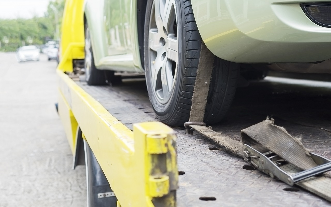 You are currently viewing How To Save Money On Towing Fees