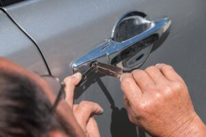 Read more about the article Capabilities Of An Auto Locksmith